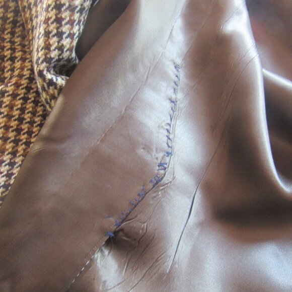Vintage 70's Men's Houndstooth Jacket, 38 R, Tailored and Repaired C555-5 - Picture 4 of 9